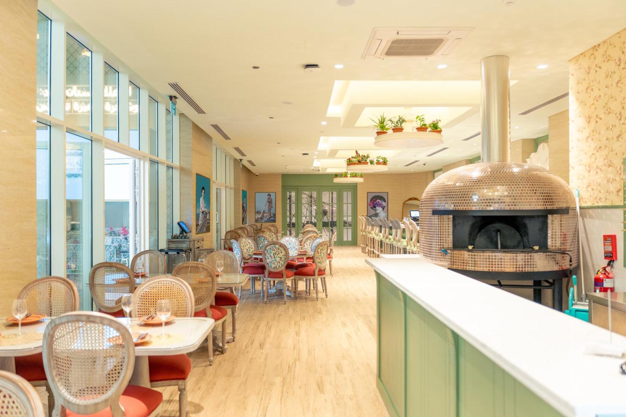 Millennium Place Доха Экстерьер фото The restaurant