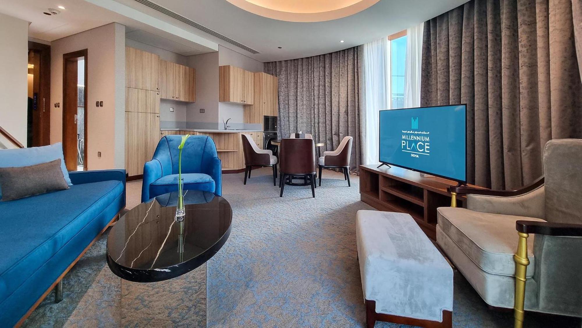 Millennium Place Доха Экстерьер фото A suite at the hotel